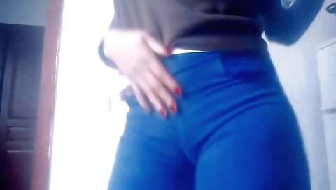 سخنت بزااف كفت بزب فوق سروال تا جيبتو و باقي طبوني هايج