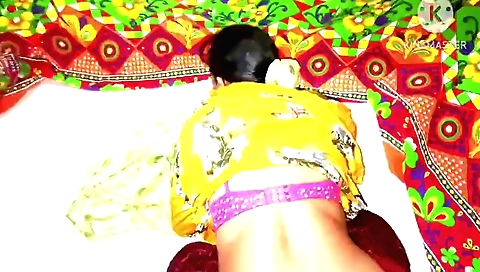 Indian pornstar in big tits and natural curves sex clip