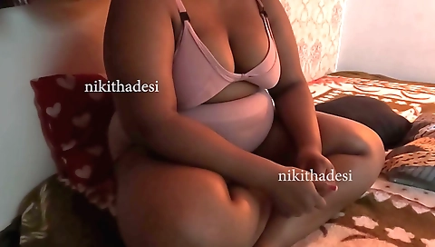 Indian chick spreads her legs and shows her big tits