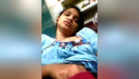 Indian amateur brunette masturbating in solo video 2