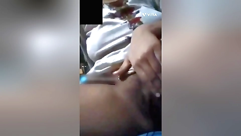 Indian brunette amateur masturbation on web camera