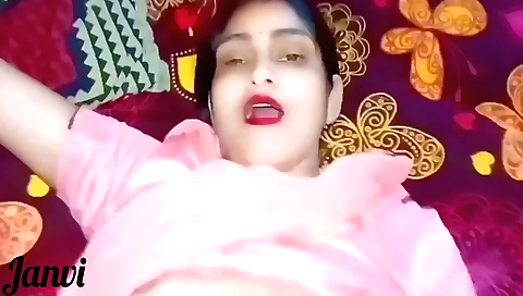 Amateur brunette gets her husband's cock in pussy and mouth