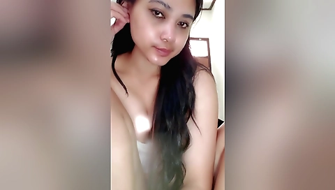 Hot solo sex video with indian girl with wet pussy