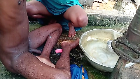 Indian naked video with a beautiful girl in colorful clothes