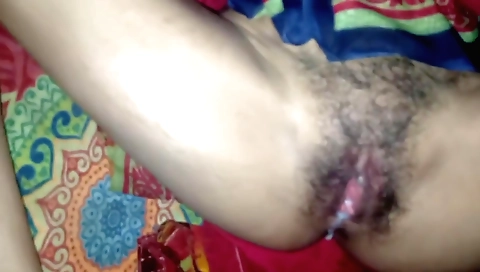 hairy pussy of amateur indian woman creampie video