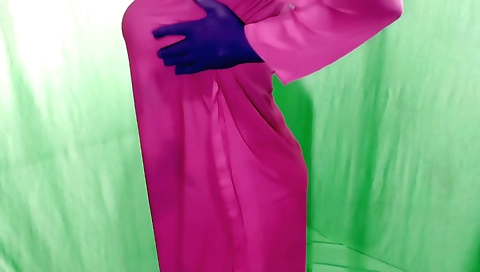 Desi beauty with a great pair of boobs gives impression