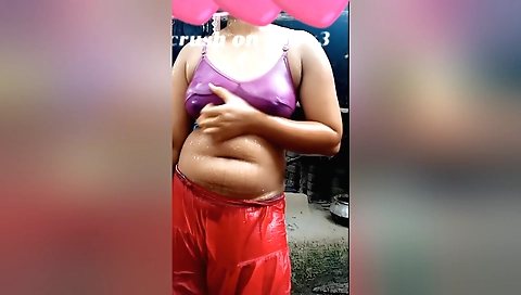 Amoral solo female video on top of some shower water