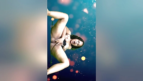 Indian amateur naked solo video filmed by a brunette girl