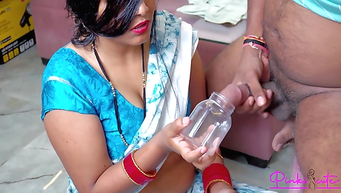 Indian brunette with a nice ass gives a sperm donation box