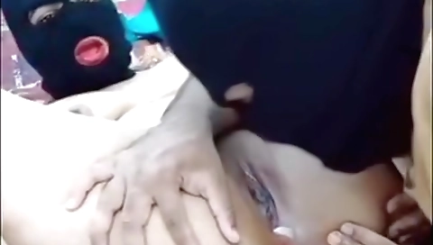 Pakistani Step Father Fucking His Step Daughter While His Wife Not