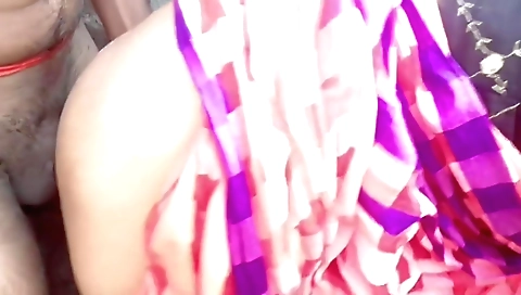 Busty amateur 5000f video with a busty chick and a guy