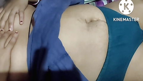 Sexy indian amateur solo vid with big tits and lips
