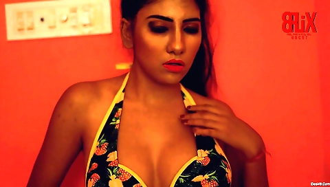 Slender brunette with a nice ass and small body enjoys solo