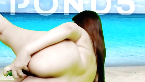 Indian amateur beauty masturbates naked on her beach