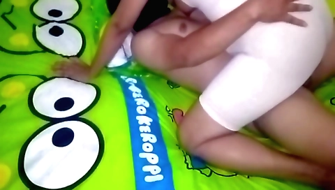 Indian woman is showing off her body on a big ass webcam