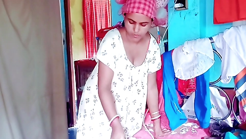 Amateur stepsister 18+ wants her stepbro to fuck her