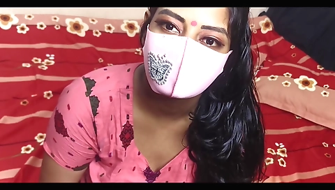 Hot brunette milf doing solo shower sex with herself