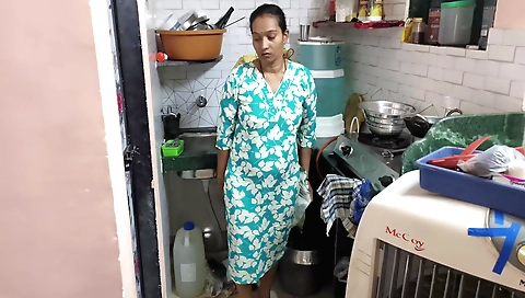 Indian brunette hairy girl gets fucked by her lover