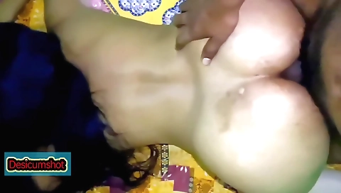 Indian brunette fucks her boyfriend in the POV hd video