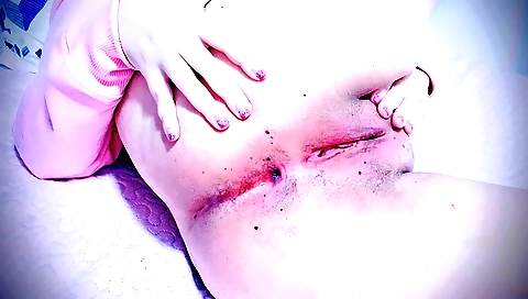 Sexy chick masturbating as she is playing with her big cock